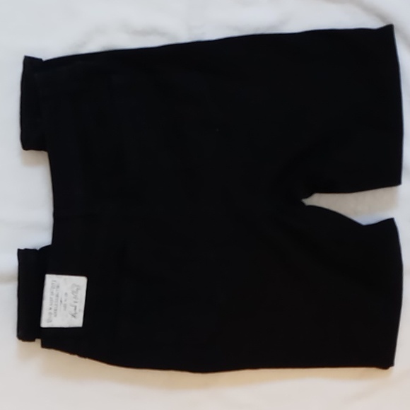 NWT Threads & Others High Waist Ankle Length Black Jean 9/29 - Picture 3 of 5